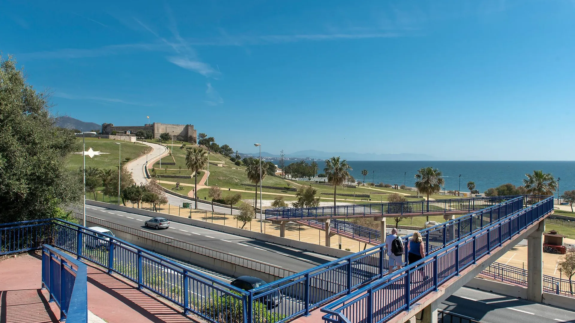アパート Cubo'S Apartamento Playa Castillo Sohail フエンヒロラ スペイン