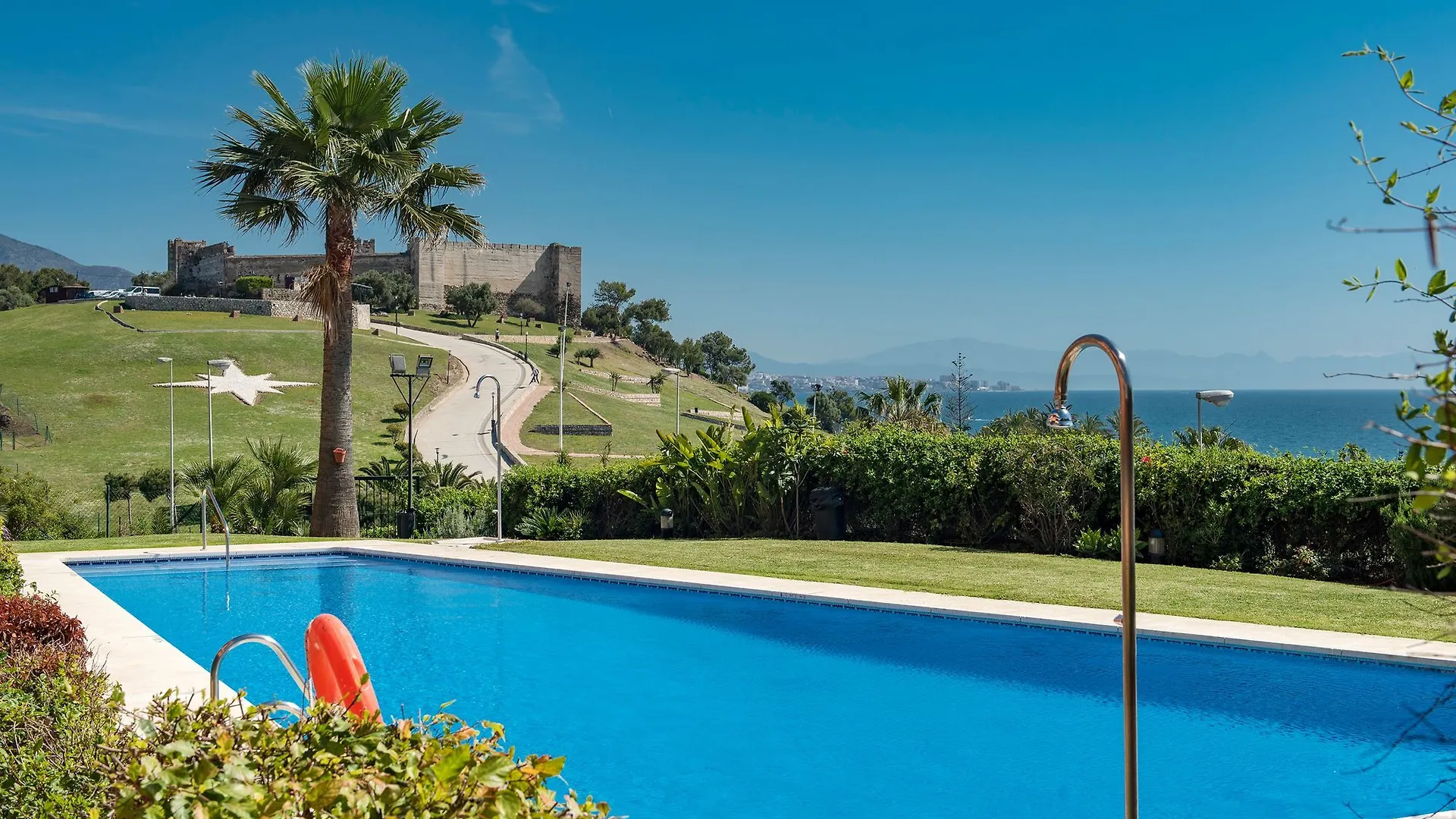 Cubo'S Apartamento Playa Castillo Sohail フエンヒロラ