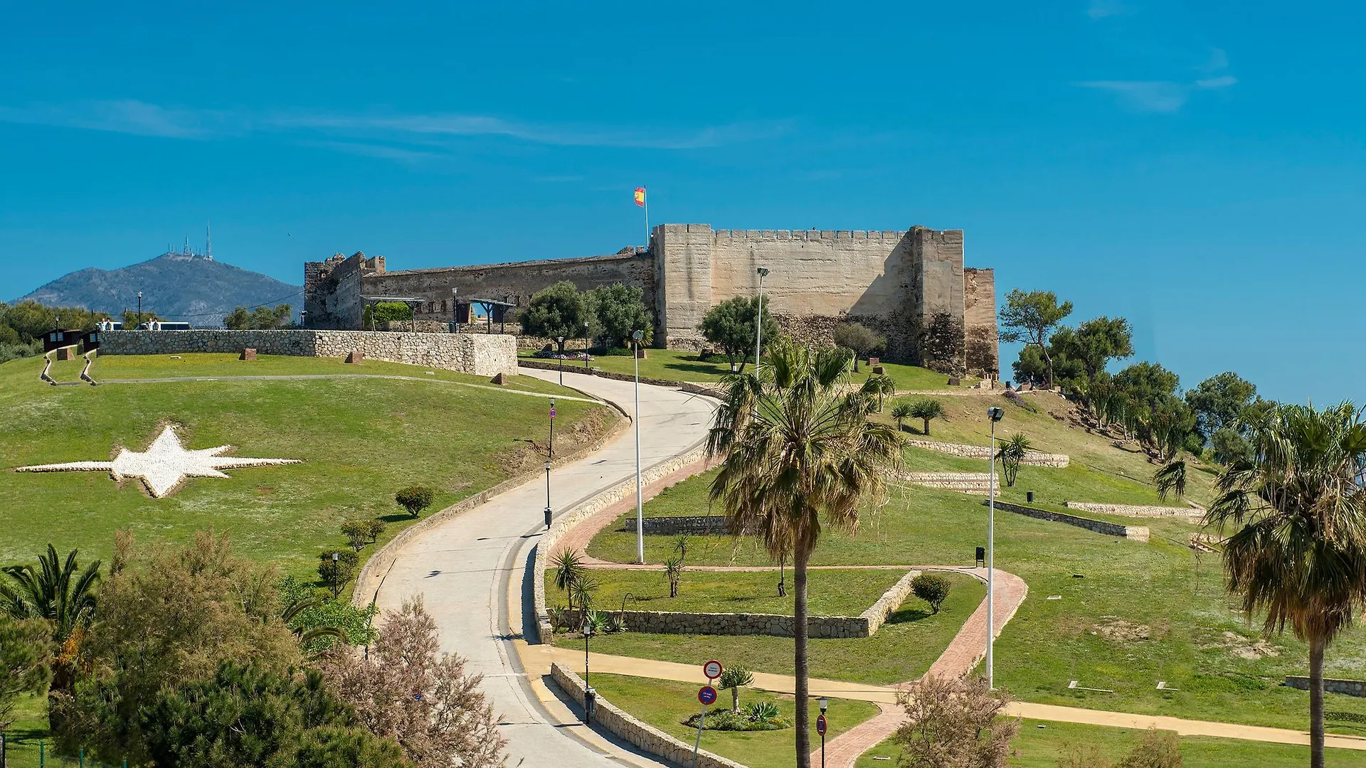 Cubo'S Apartamento Playa Castillo Sohail フエンヒロラ